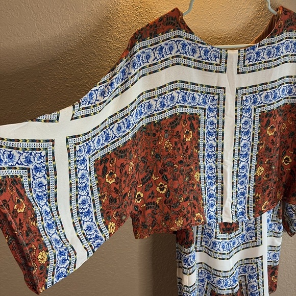 Revolve Line and Dot Women's Floral Split Back Tasha Kimono Romper/Size Small - Picture 3 of 13